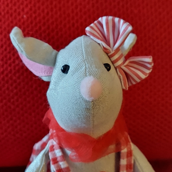 Set of 13" Valentine Mice - Picture 8 of 12